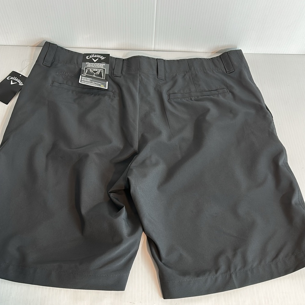 Men’s Callaway Shorts 38 NWT